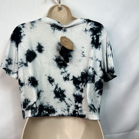 Splendid Tie dye black and white cropped t shirt with scrunchie NWT size medium - Picture 7 of 14